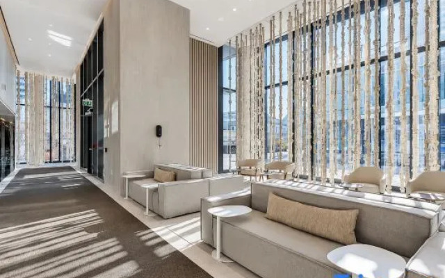 JLadybug Suites |  Toronto  sugar beach 2B