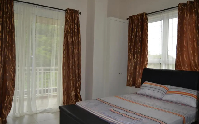 Apartment in Pico De Loro