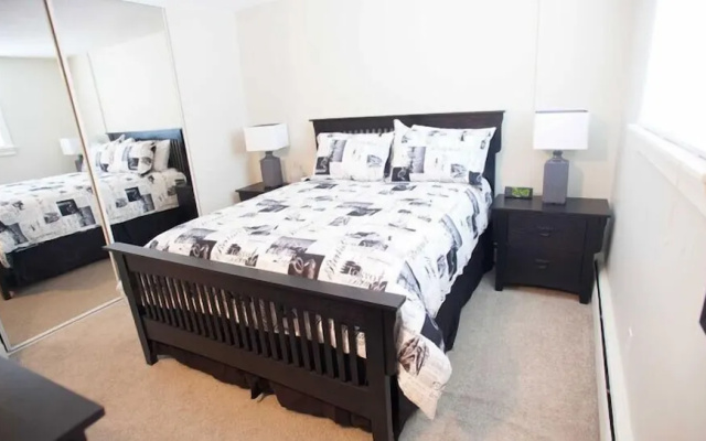 Corporate Suites of Calgary - Sunnyside