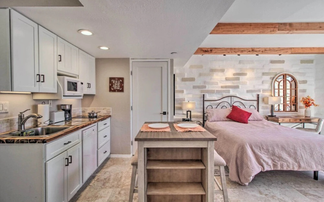 Catalina Mountain Studio w/ Tucson Valley Views