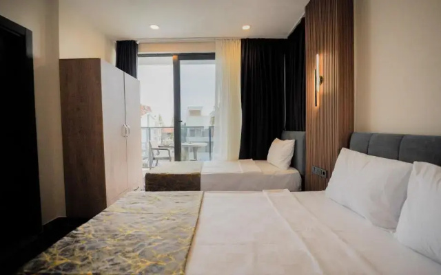 Blue Serenity Hotel