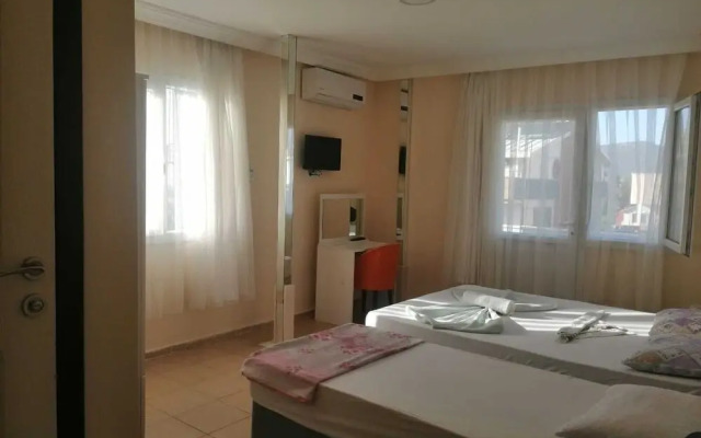 Mandarin Beach Otel