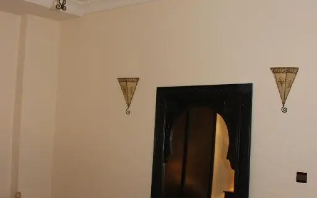 Studio Salmiya Dune