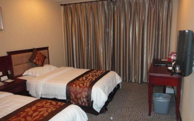 vienna hotel (HuaZhong Agricultural University in South Lake Store)