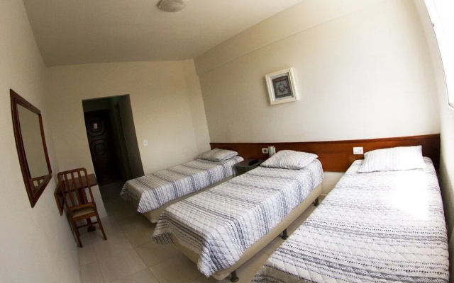 Uberpalace Hotel