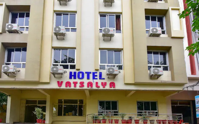 hotel vatsalya