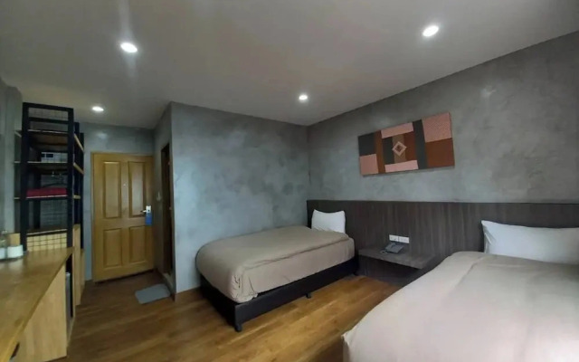 Mapeak Hotel