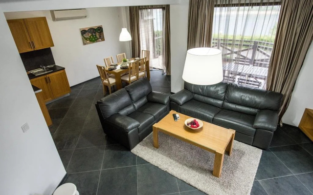 Rocca Resort