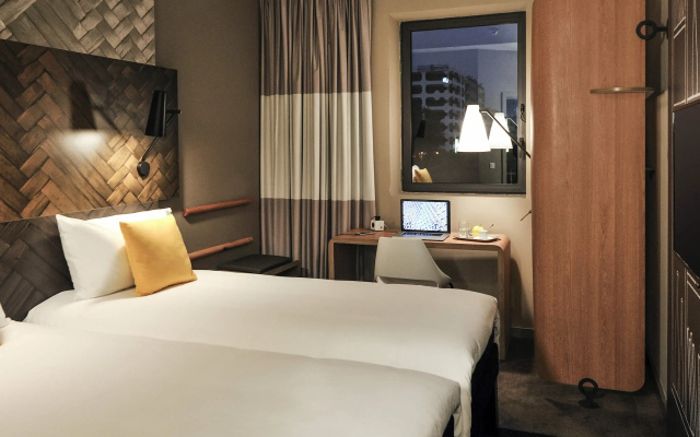 Ibis Casa-voyageurs