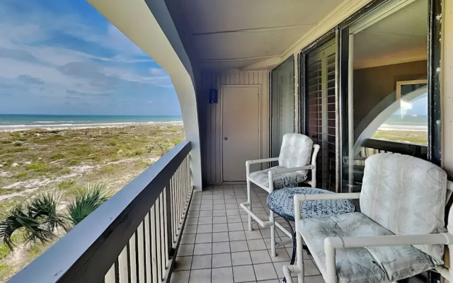 Hibiscus 301-A by Distinctive Beach Rentals