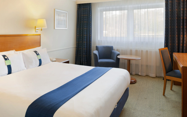 Holiday Inn Edinburgh by IHG