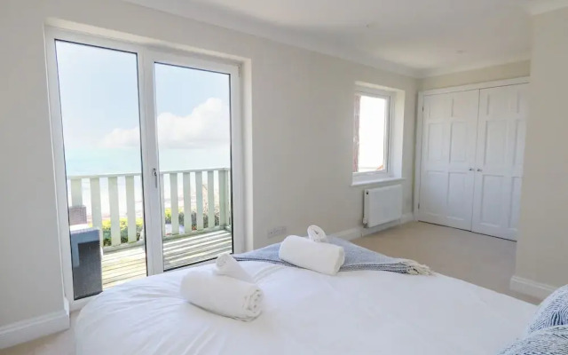 Castle Cove Cottage