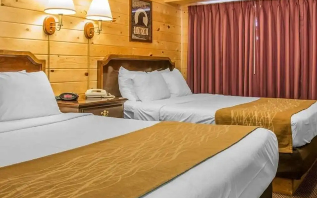 Mackinac Lodge