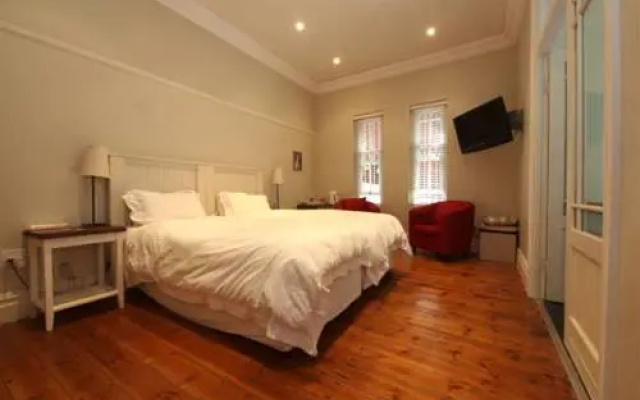 Conifer Cape Guesthouse