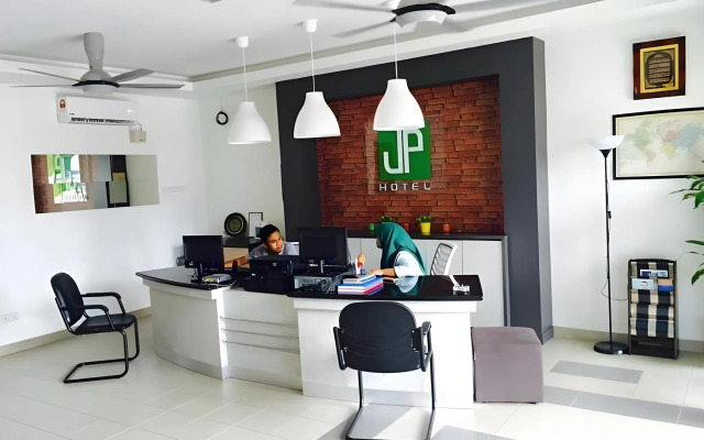 JP Hotel Jalan Stadium