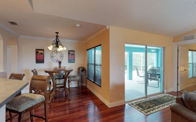 938 SW 6th Ct