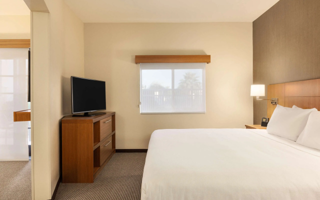 Hyatt Place Phoenix/Chandler-Fashion Center