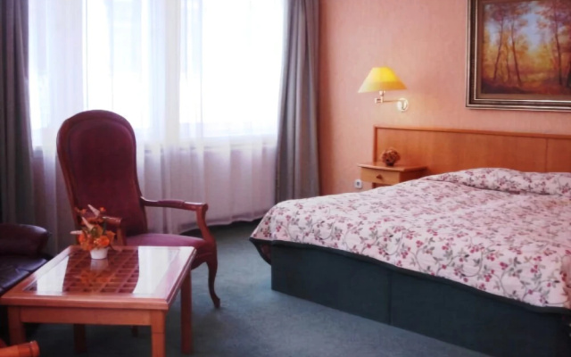 Burg Hotel