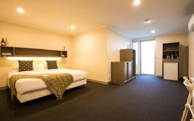Heathcote Inn