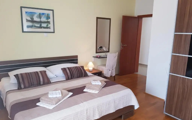 Family villa Oaza in Pula