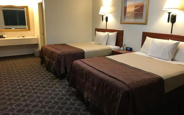 Canyonlands Motor Inn