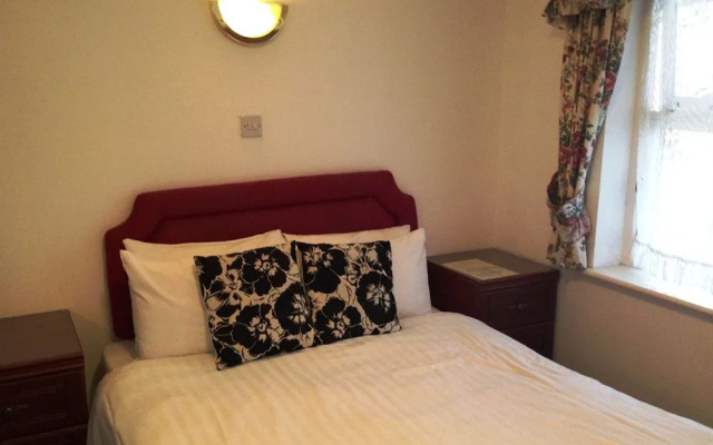 3 Tuns Inn