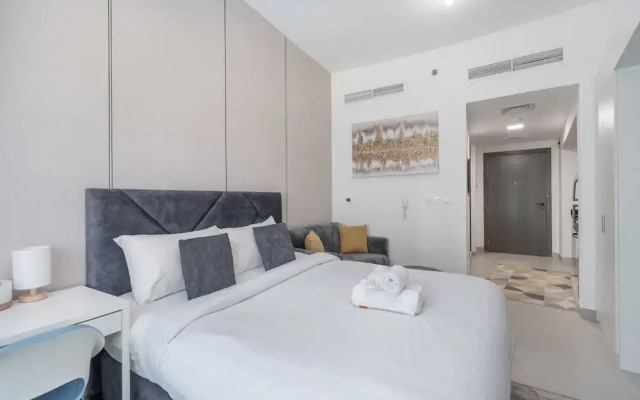 An Oasis in Bella Rose and Sleeps 2