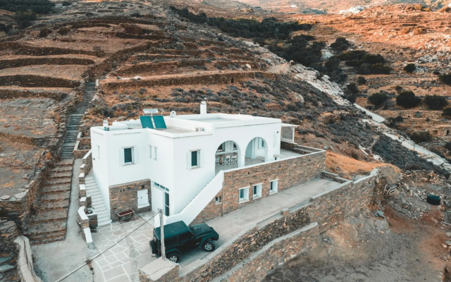 Villa Tanaos in Tinos