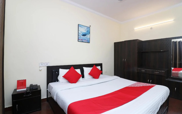 Hotel Rajdhani Palace By OYO Rooms