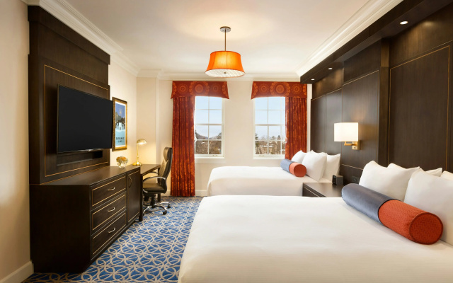 Hotel Saranac Curio Collection By Hilton