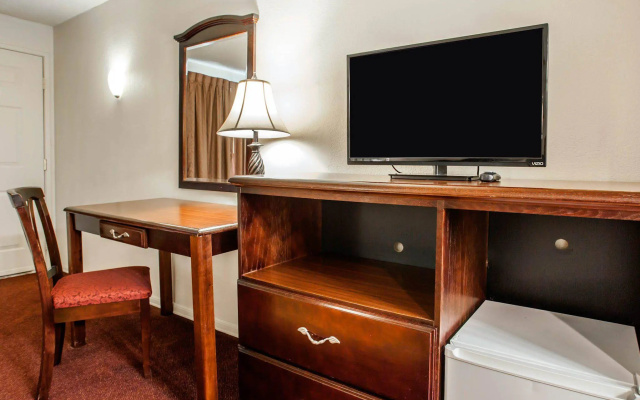 Inn at Lake Washington By OYO I-405