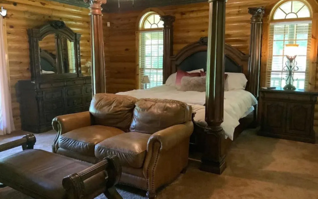 Beachwoods Inn