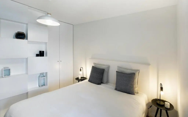 Jr Studios & Suites I Rius I