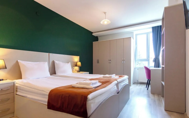 156 Hotel Residence
