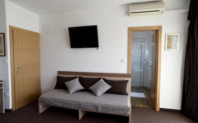 Tim Rooms