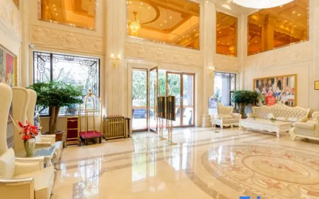 Vienna Hotel (Dali Ancient City)