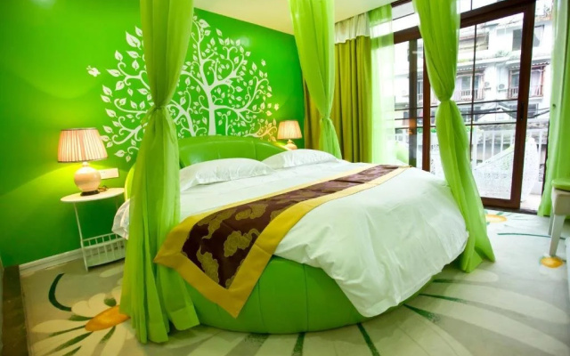 Wei Yi Theme Hotel