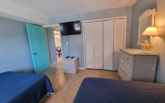 Aqua Villa 302