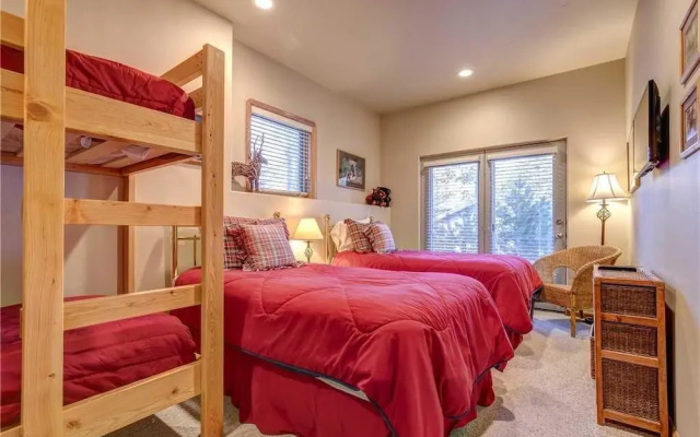 Boulder Creek #1098 3 Bedroom Condo