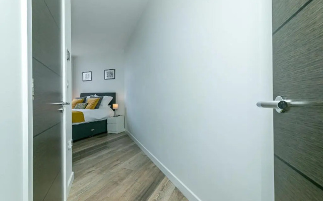 Executive Apartment Close to Station