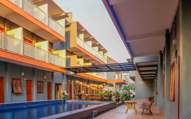 OYO 1670 Likko Inn