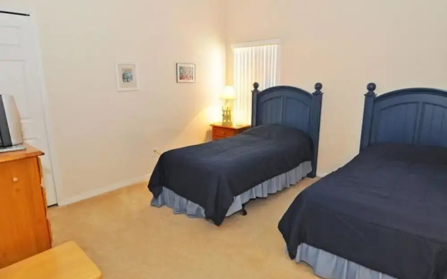Sandy Point Holiday Home 4044