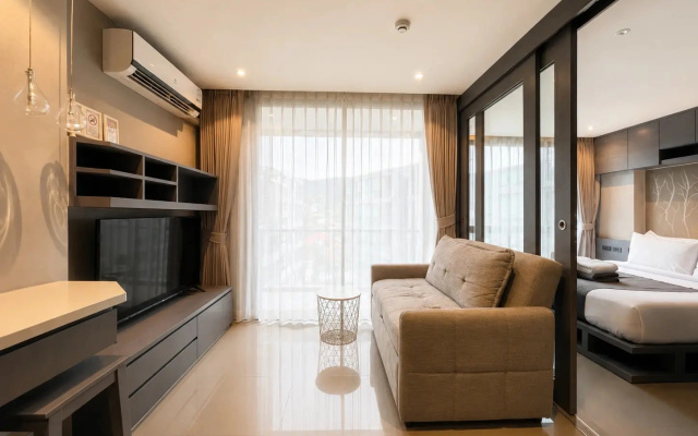 Квартира Modern 1BR at CityGate Kamala with Balcony