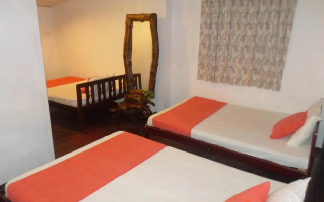 Sarras Guest House