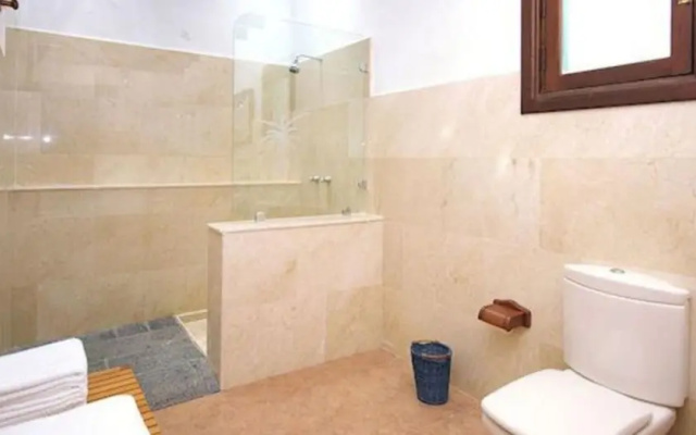 Villa - 3 Bedrooms with Pool - 103087