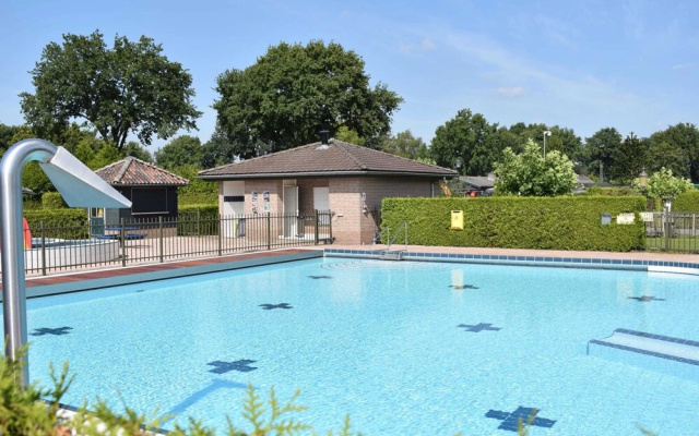 Well Furnished Tent Lodge with Terrace near Veluwe