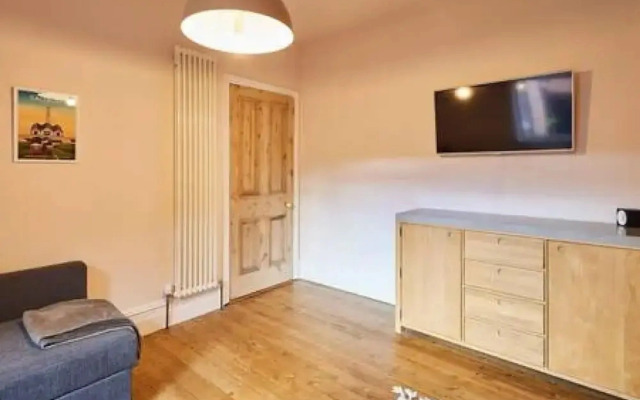 Host Stay Bath Street