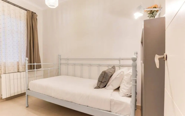 Cosy 4bdr in Exiample, 10mins to Plaza Catalunya
