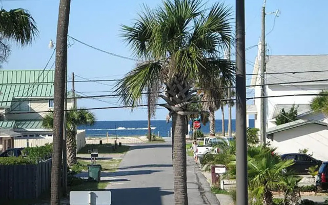 Seaview Village #8