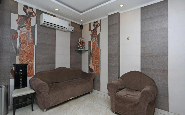 OYO Flagship 117 Hotel Prakash Palace